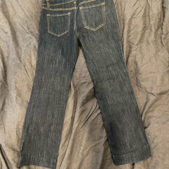 NWOT Thyme maternity straight leg jeans. Sz small. - Picture 2 of 3